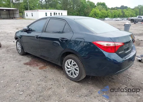 2018 Toyota Corolla Le z USA, uszkodzony, nr VIN 2T1BURHE2JC050391